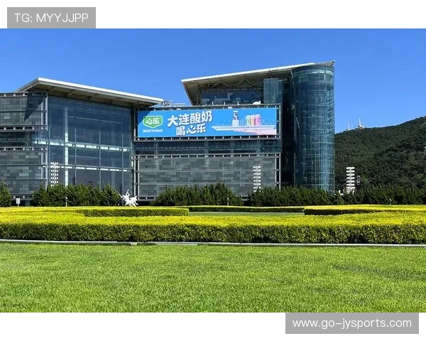 品牌通过赛事赞助建立情感连接，体验式营销效果优于传统广告